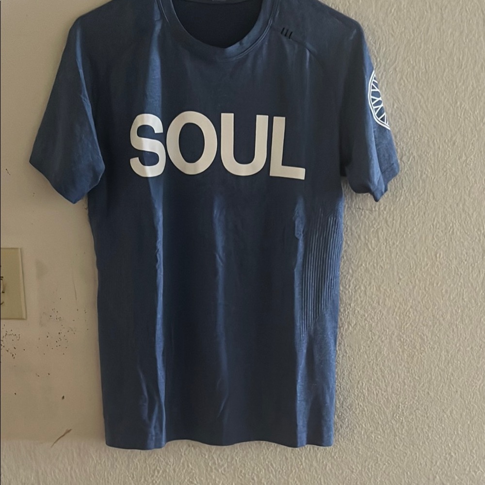 lululemon athletica Blue Short Sleeve Tee
